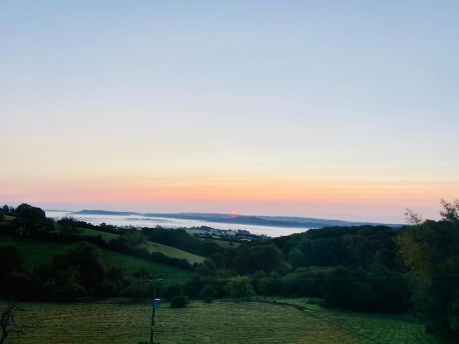 The Cider House Holiday Cottage Welsh Newton Common Eksteriør billede